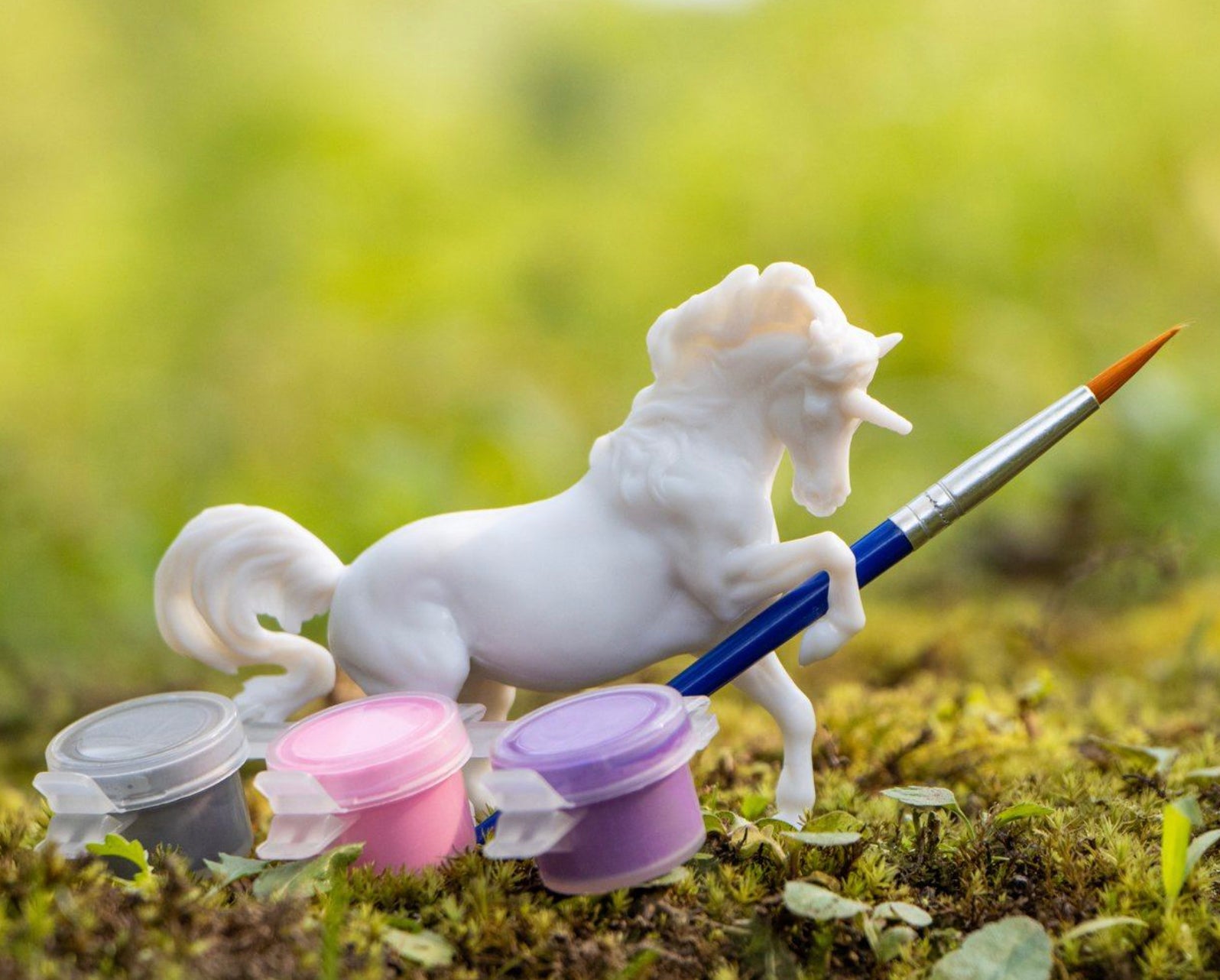 Breyer Unicorn Surprise Paint n Play