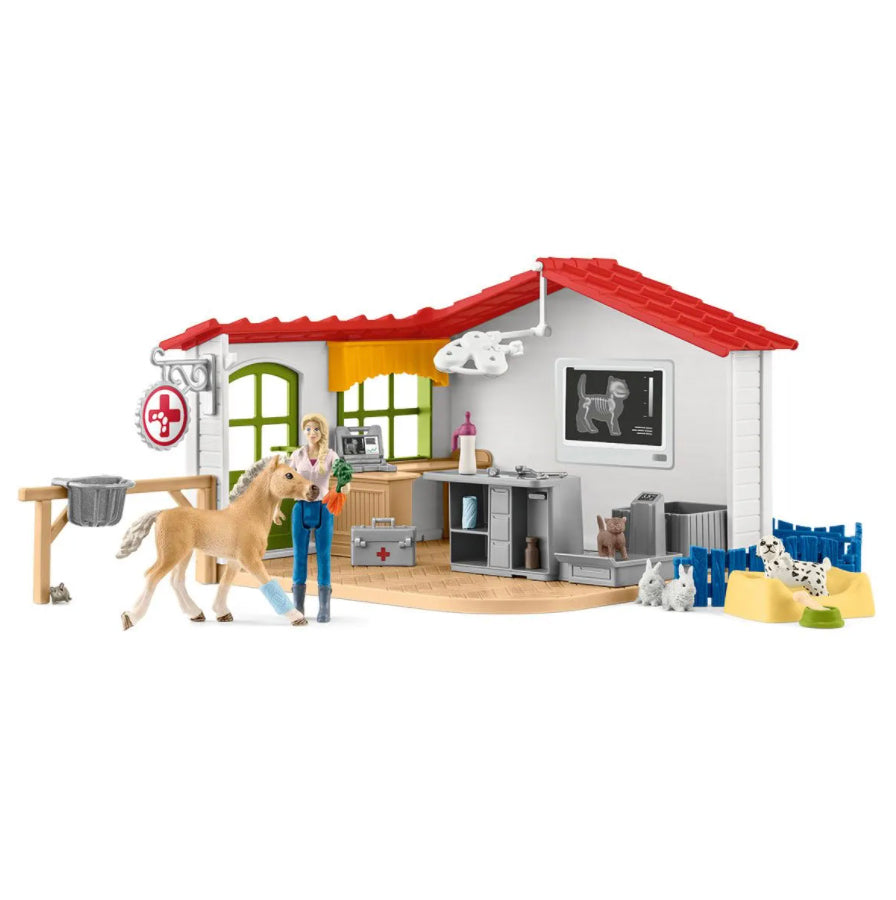 Schleich Veterinarian Practise w/Pets