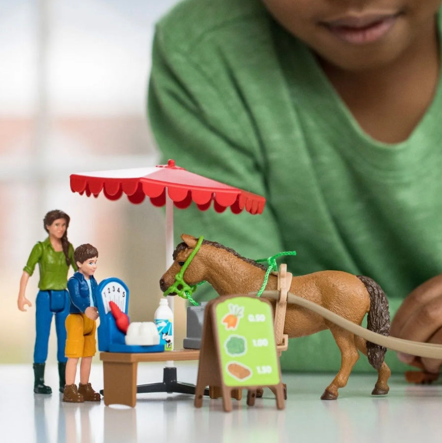 Schleich Sunny Day Mobile Farm Stand