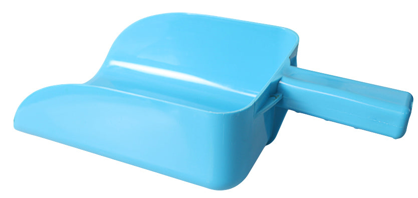 Plastic Feed Scoop One / Large