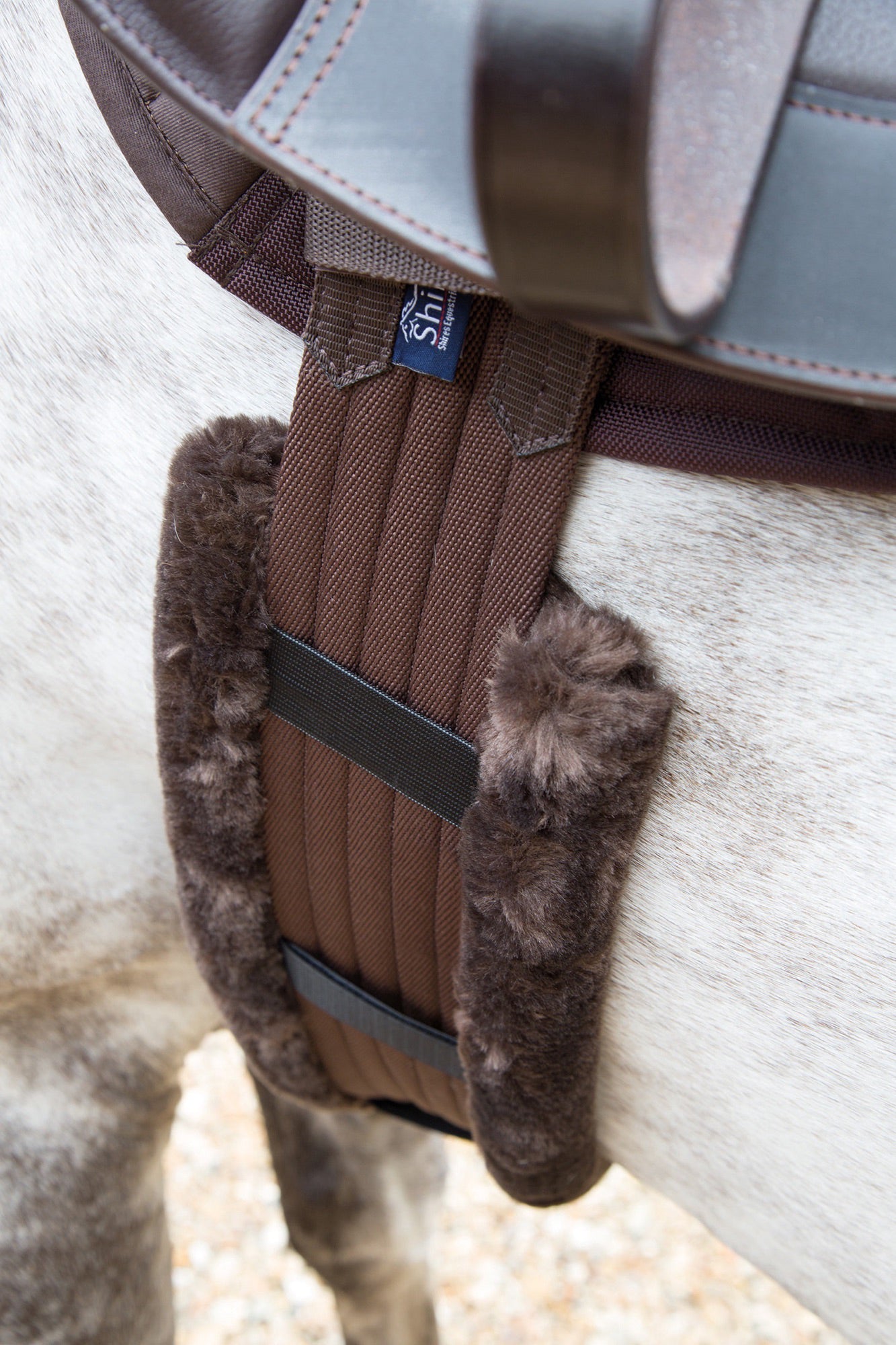 Shires Supafleece GP Girth Sleeve Black / 24