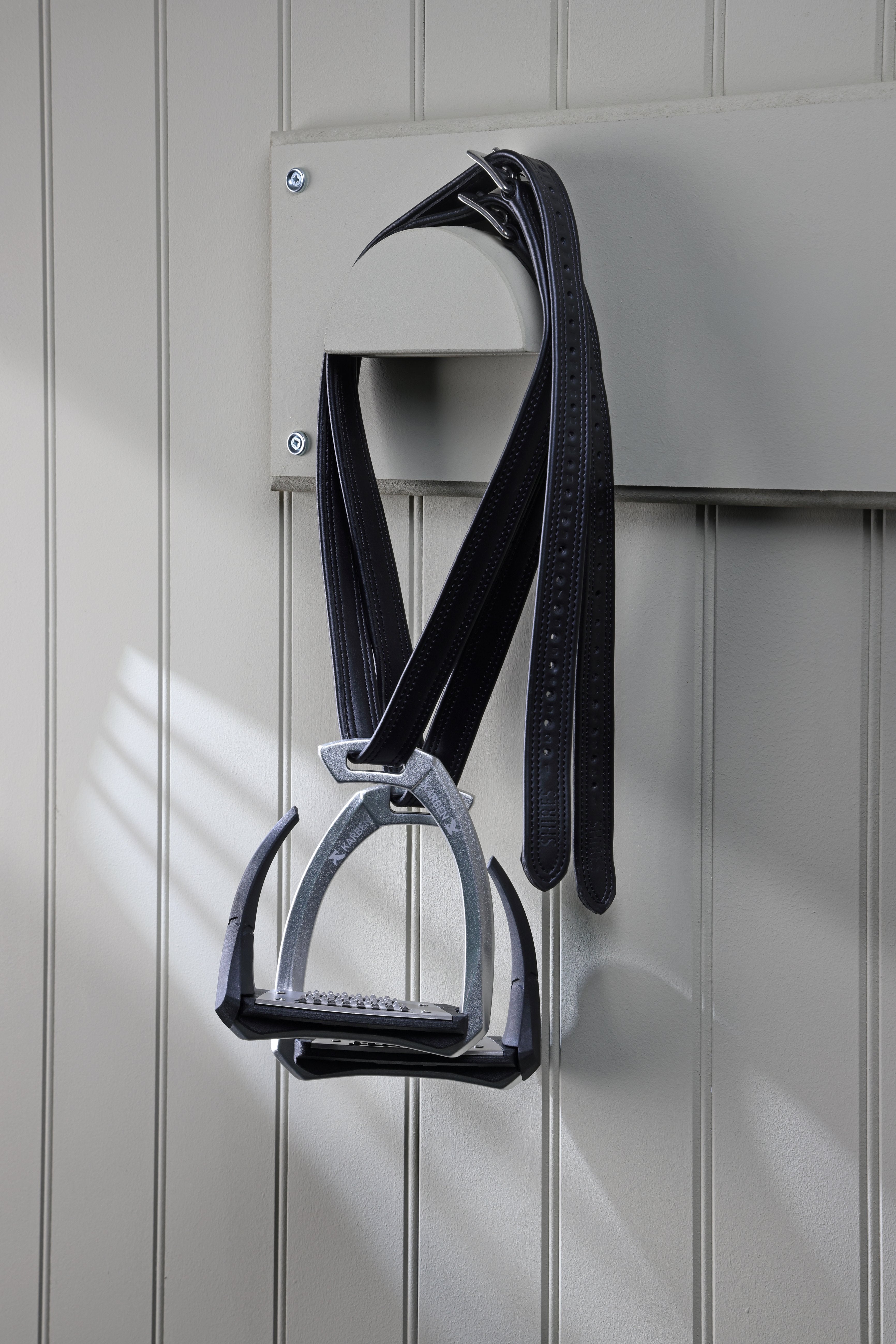 Shires Karben Ultra Grip FX Stirrup(Blk)