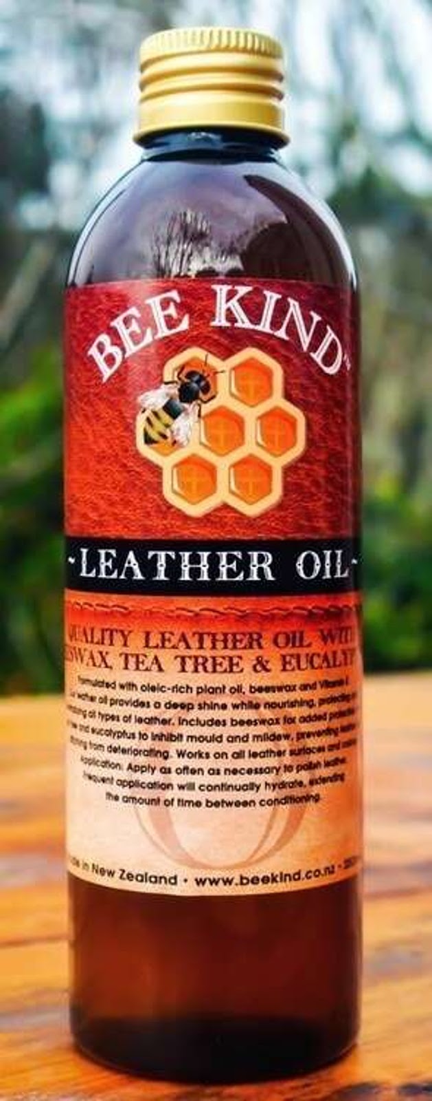 Bee Kind Leather Upholstry Cond.