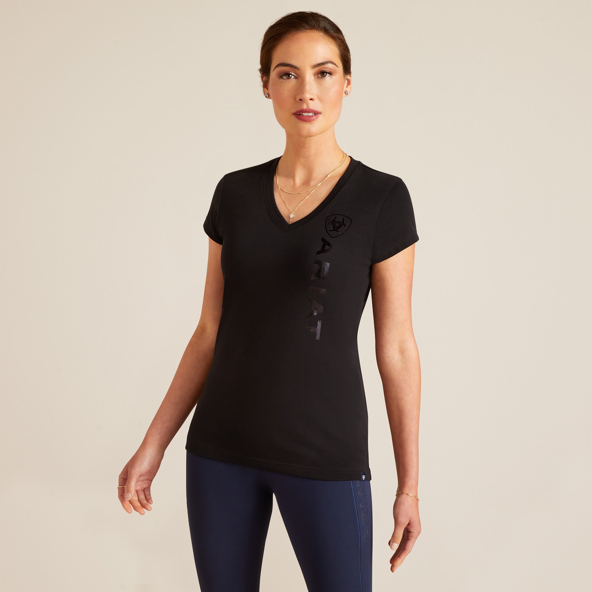 Ariat WMS Vertical Logo T-Shirt Black / Large