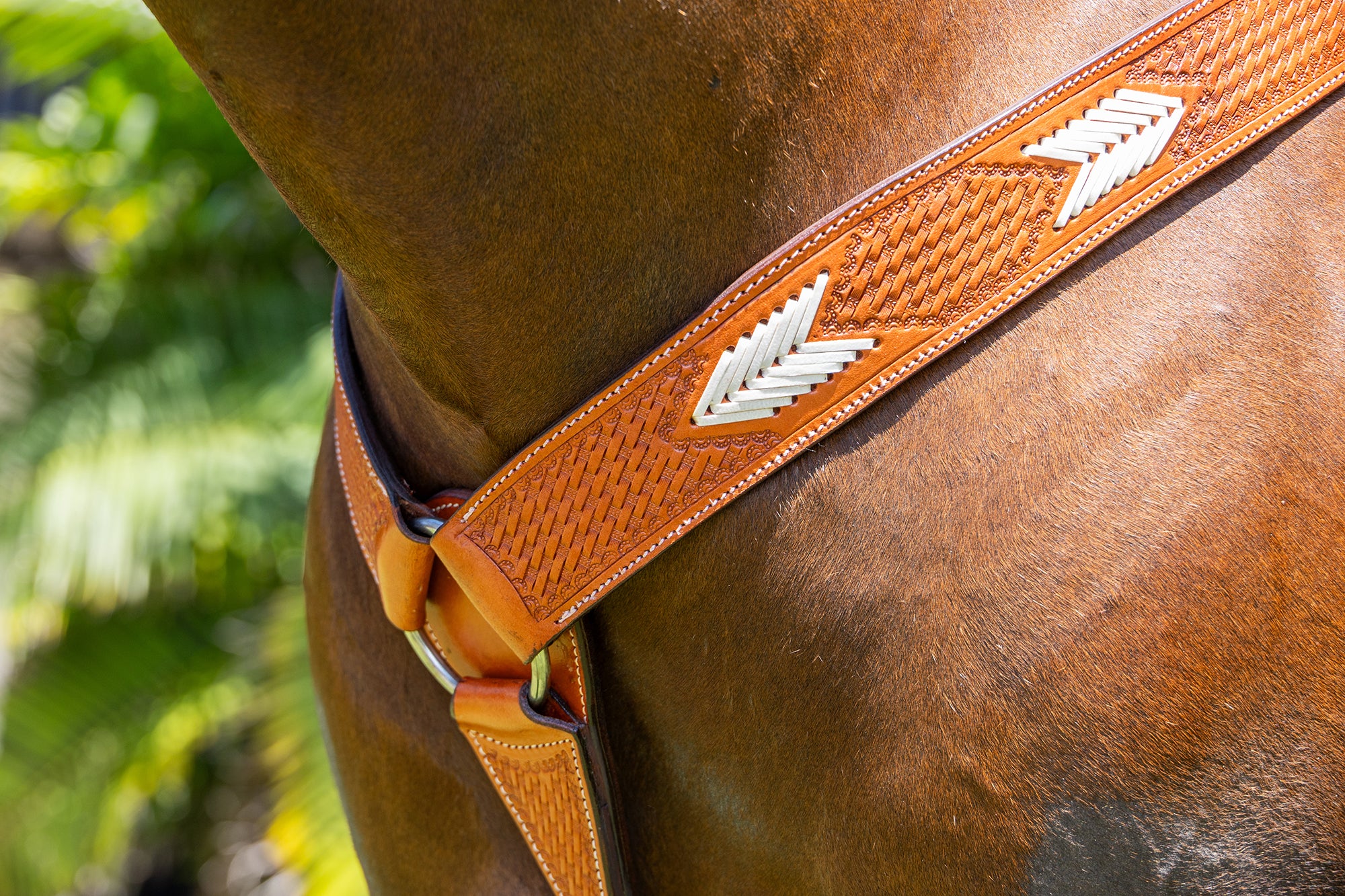 Origin Heavy Buckstitch Breastplate