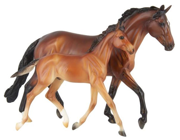 Breyer TR GG Valentine & Heartbreaker%