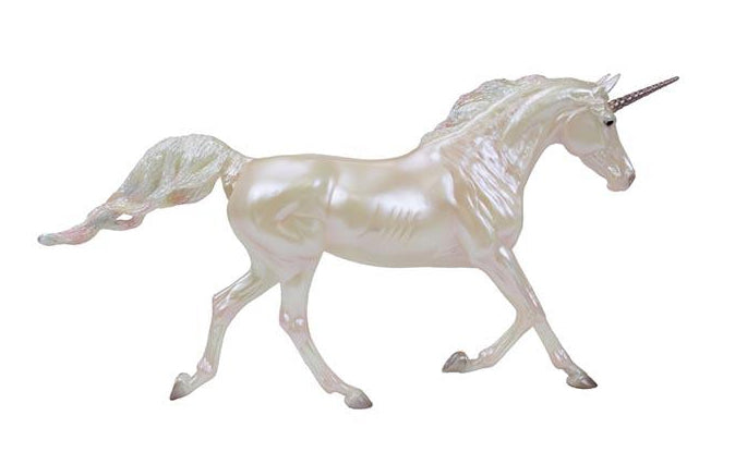 Breyer TR Zena Unicorn%
