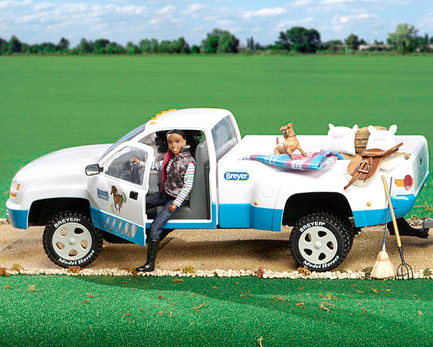 Breyer TR Dually Truck%
