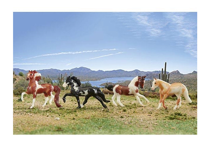 Breyer Stablemates Glow in the Dark%
