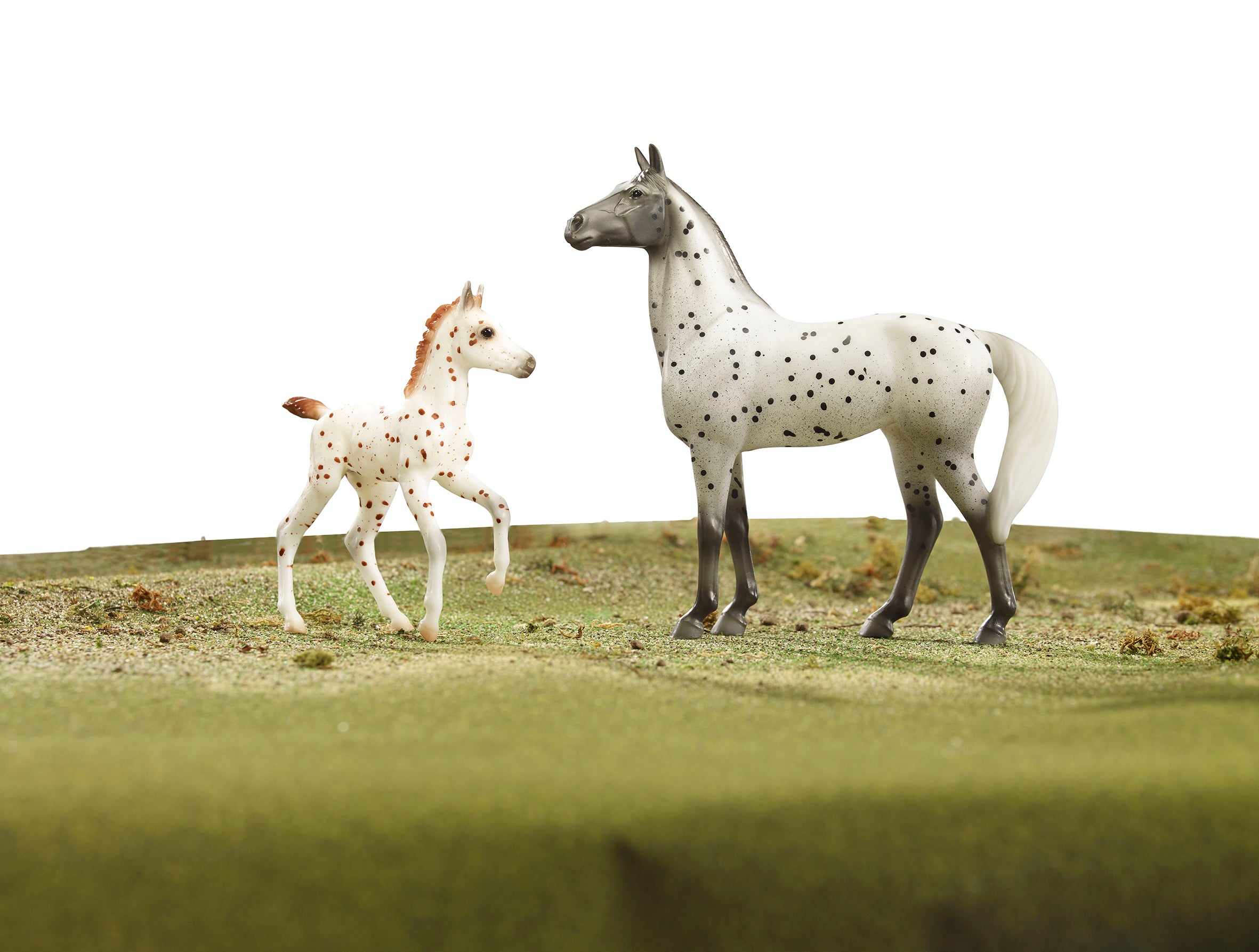 Breyer FS Spotted Wonders%