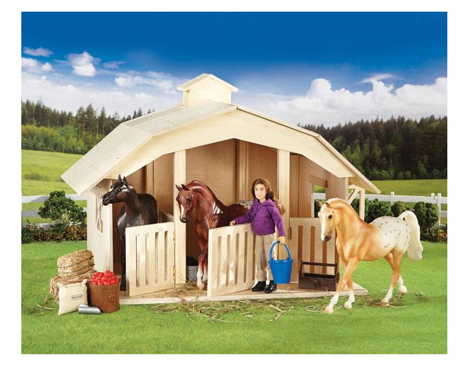 Breyer Classics West Wind Stable%