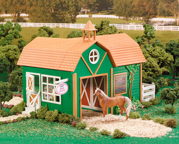 Breyer Stablemates Riding Academy%