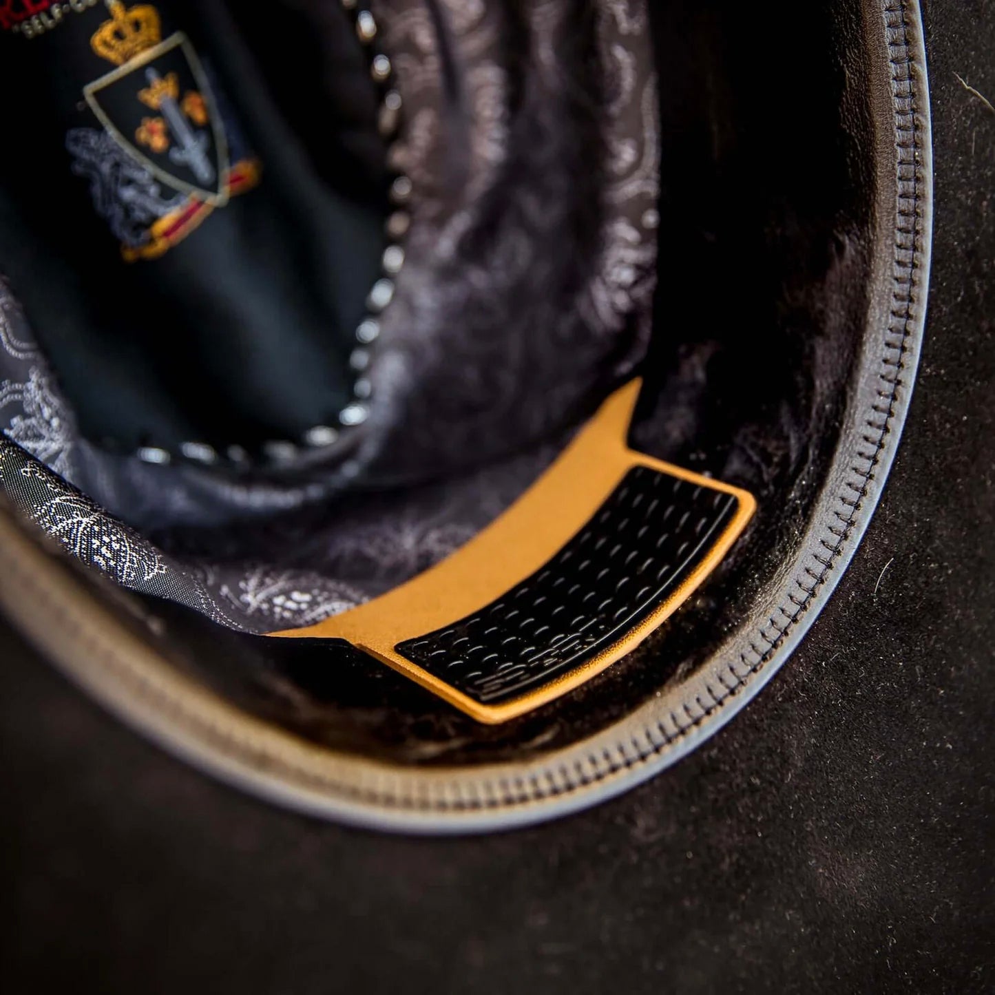 Bandit Hat Cinch