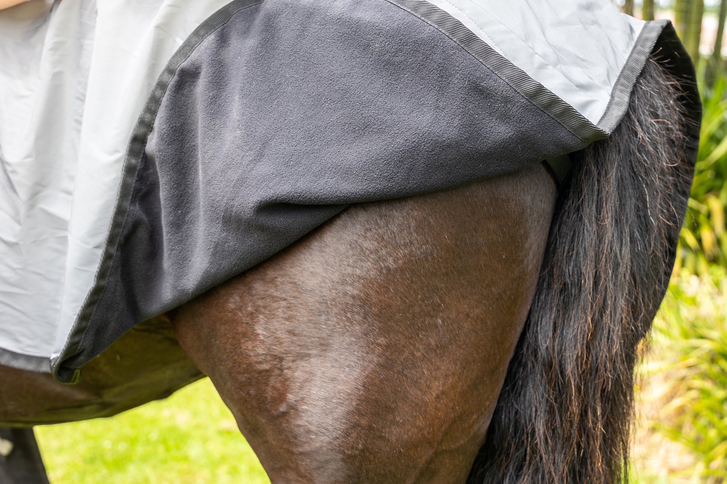 Reflective Riding Rug One / Large