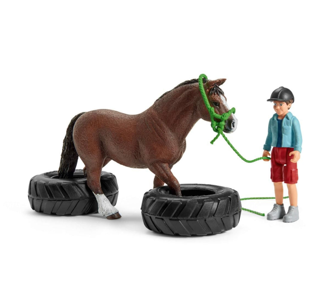Schleich Pony Agility Race%