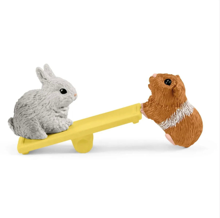 Schleich Rabbit and Guinea Pig Hutch