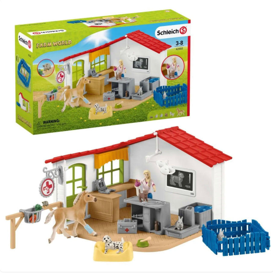 Schleich Veterinarian Practise w/Pets