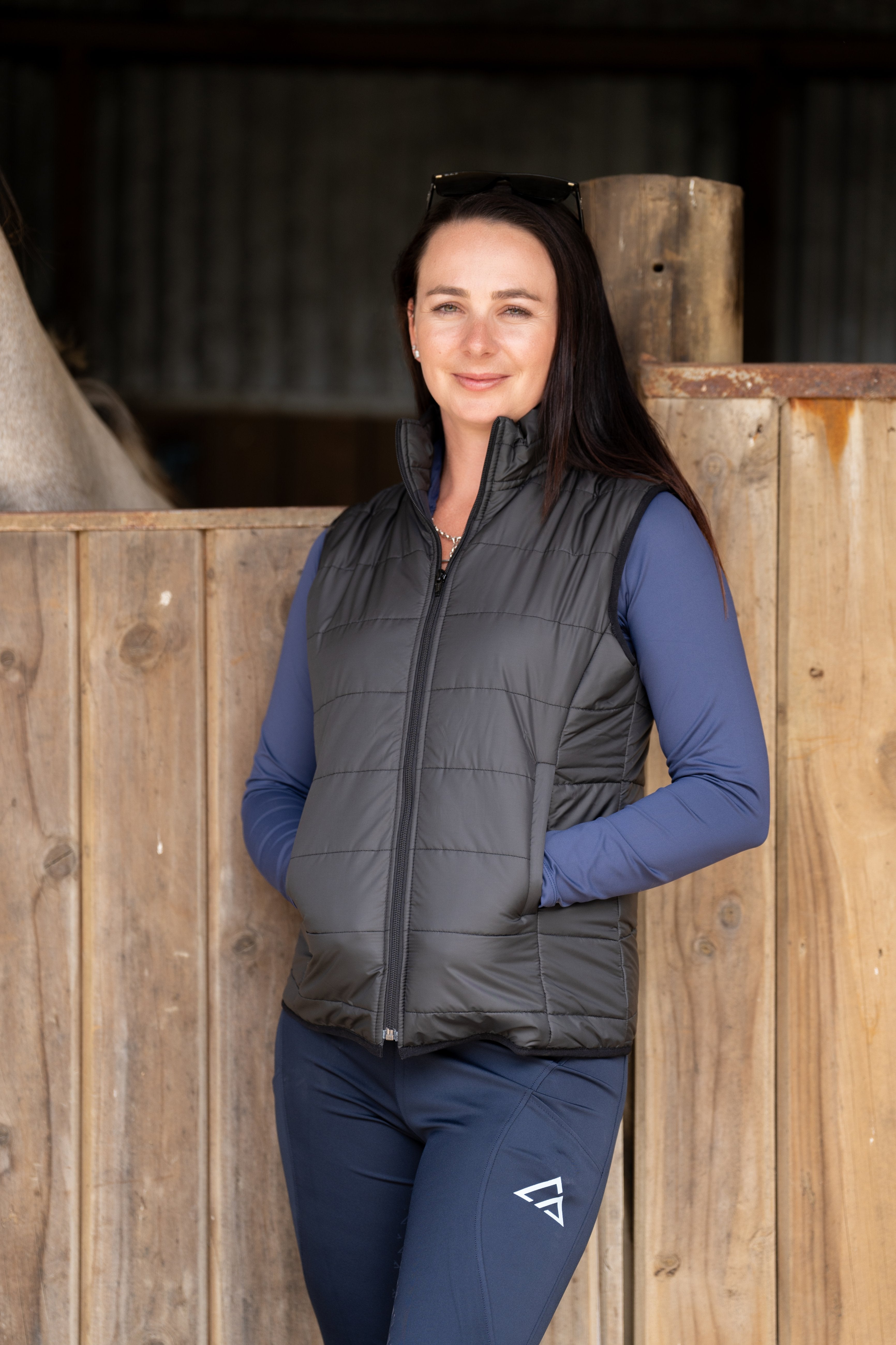 CA Quilted Vest Black / Large