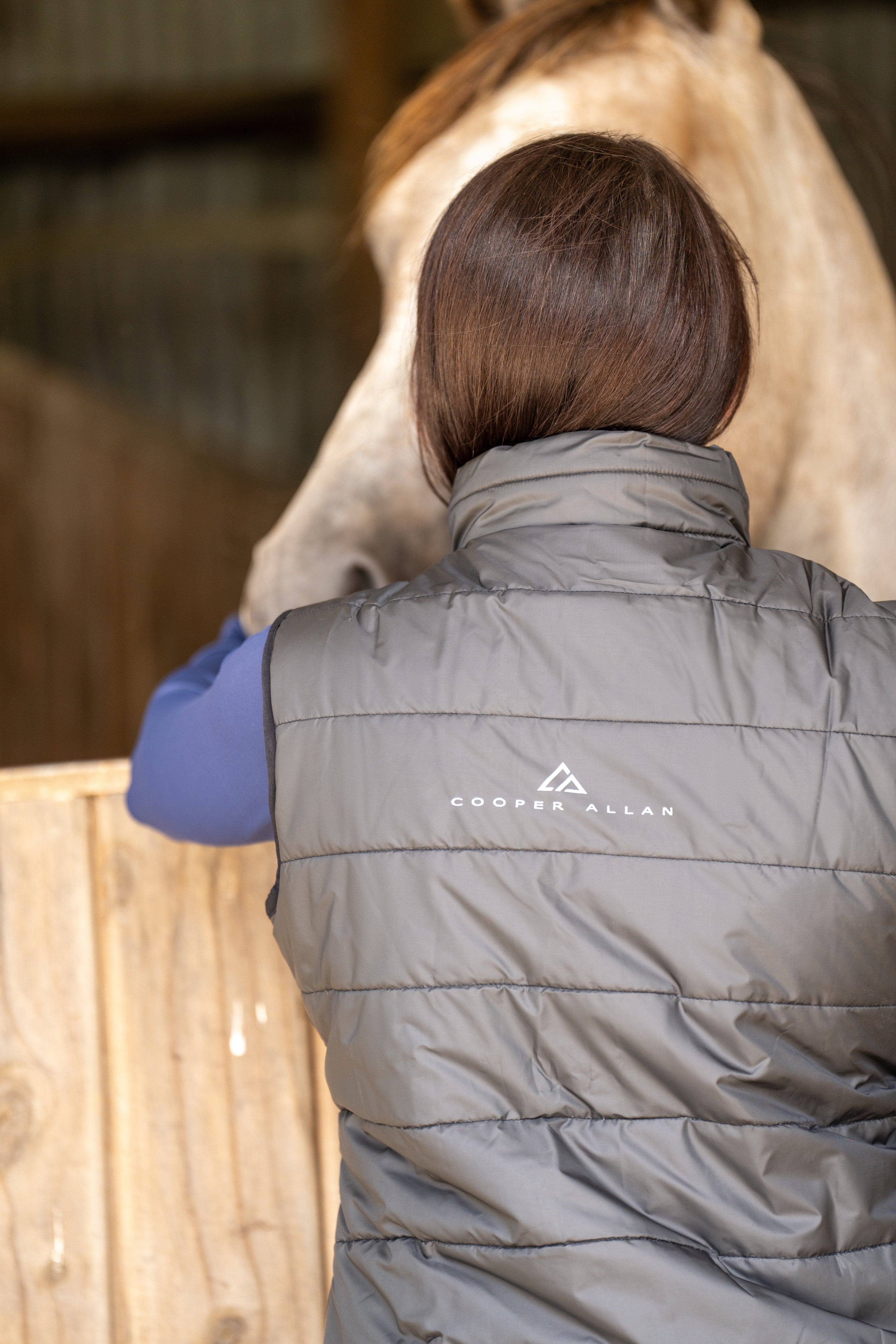 CA Quilted Vest Black / Large