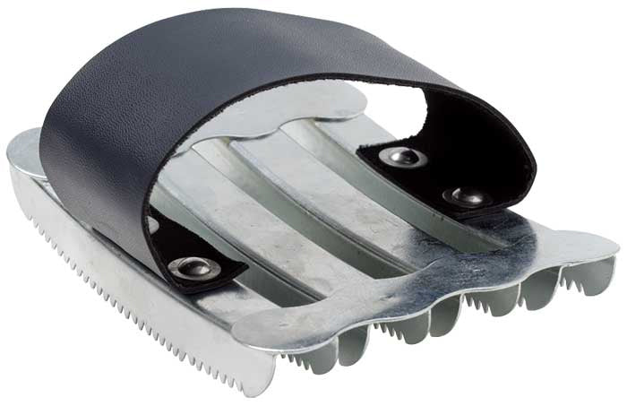 Zilco Metal Curry Comb w/Leather Strap